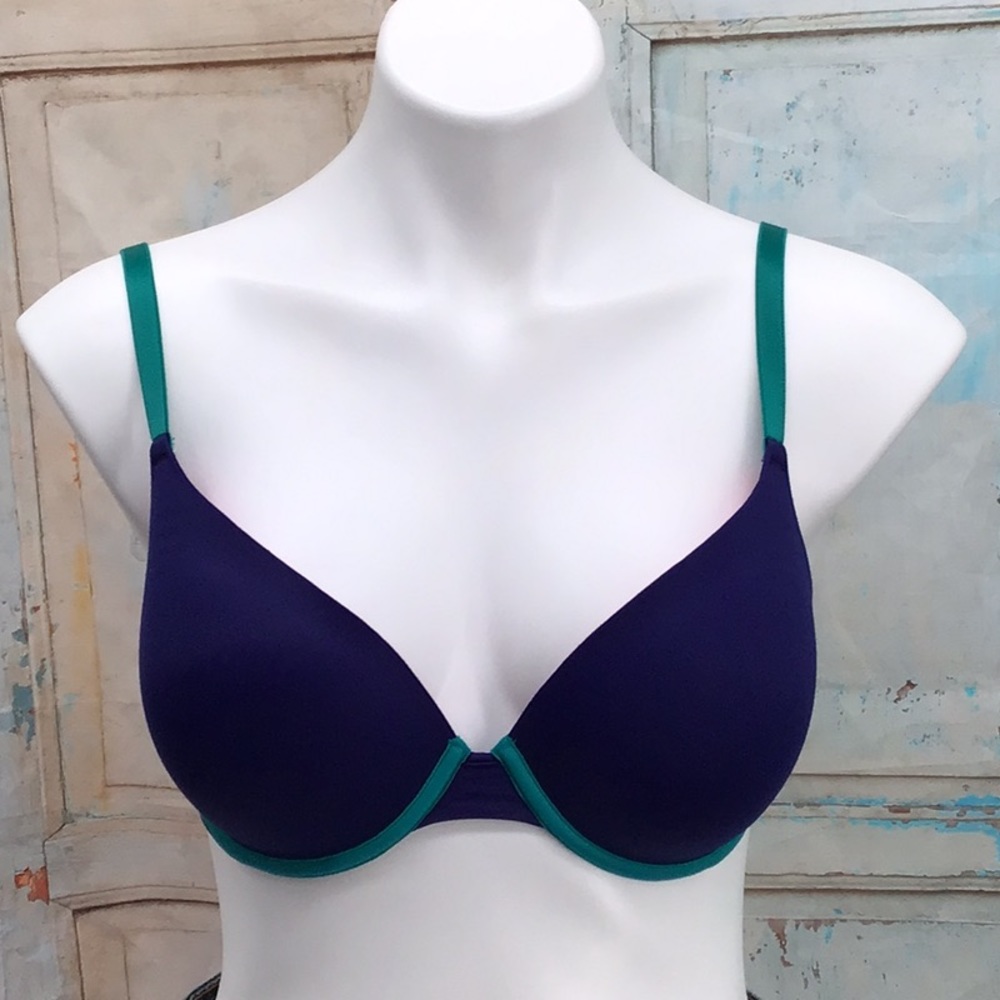 PINK Victoria's Secret Purple and Teal Bra